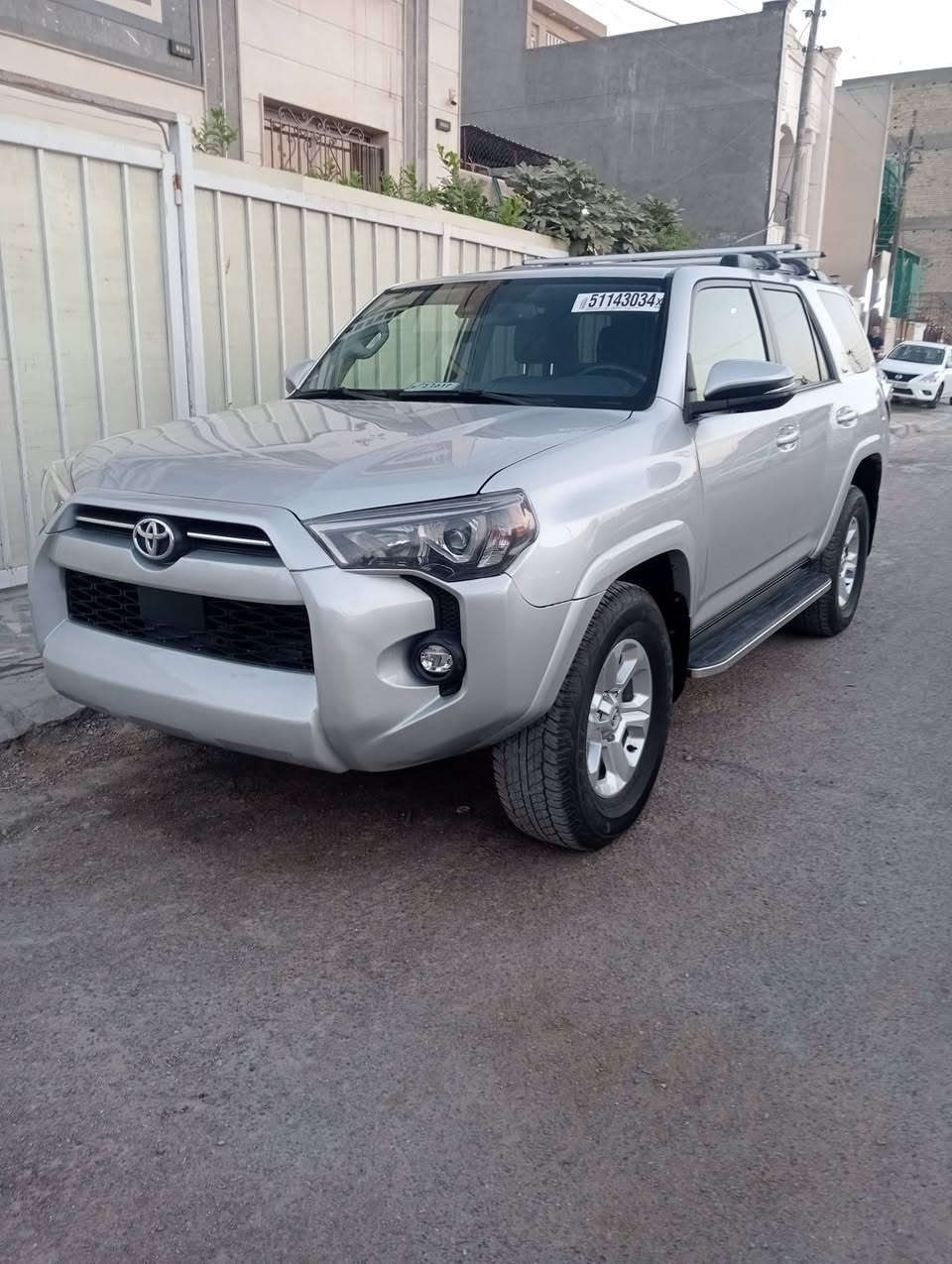 يالله .
فور رنر ٢٣ sr5 بريموم فول مواصفات عدا الكامره الامامية ماشيه فقط 22 الف ميل
فتحة سقف
رادارات خلفي وامامي
نقاط عمياء واشاير مري
توقف ذاتي 
كشنات جلد وتدفئة وتحكم دكمه
وبعد هواي مواصفات 
حادث امامي راجع بارد بدون شواصي ولا لغود وبدون صبغ ولا تبديل 
المكان بغداد 
السعر ٢٨ الف دولار بدون لوحات ومجال بسيط للشراي وفقط بيع ما اراوس
***********
