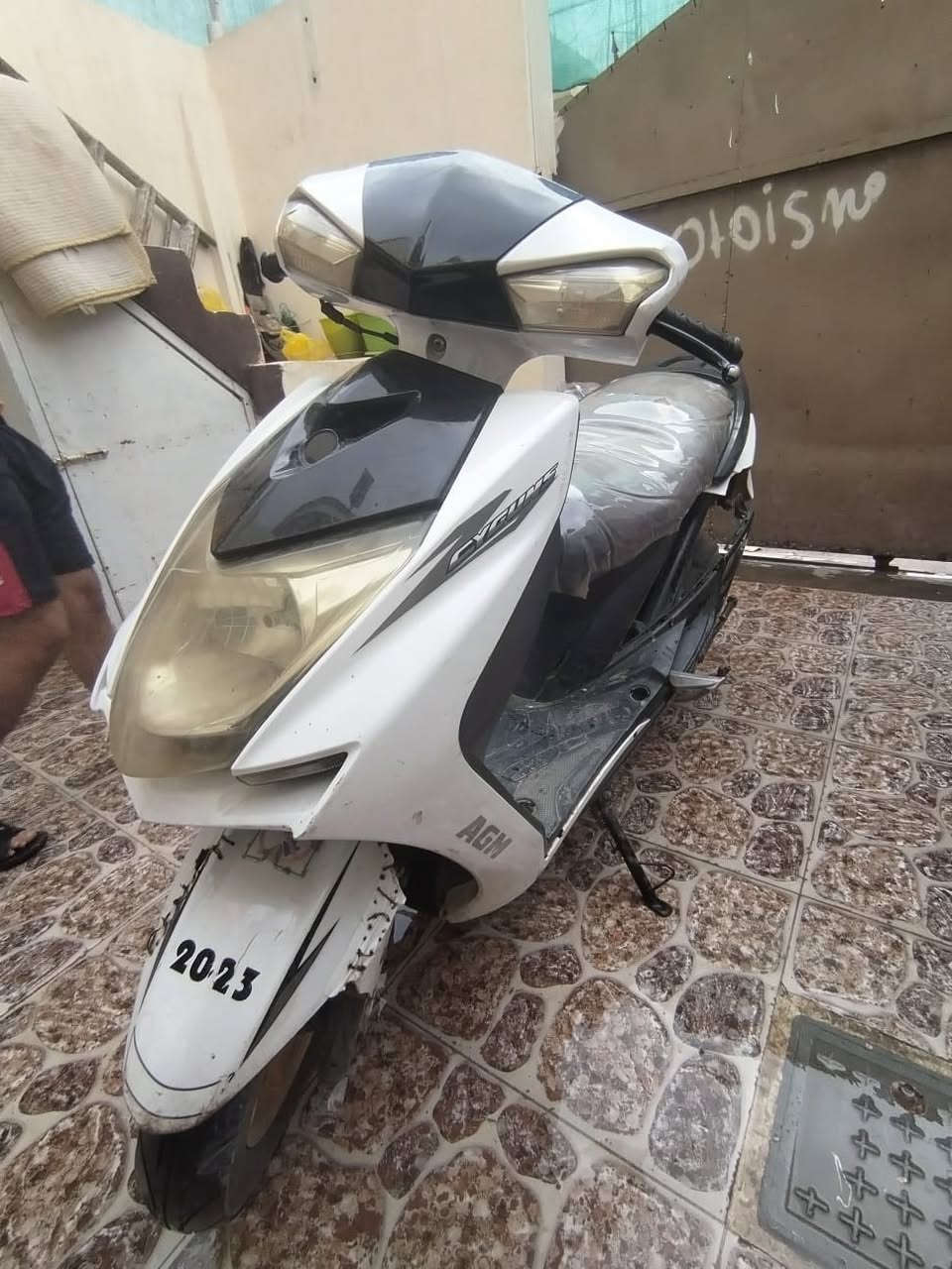 ماطور ماكس للبيع اي عيب ما بي شغال محرك نضيف الكفرات شوي مكسوره السعر 210


**إذا كنت صاحب هذا الإعلان وتريد حذفه لأي سبب، رجاءا أرسل رسالة إلى الدعم الفني**