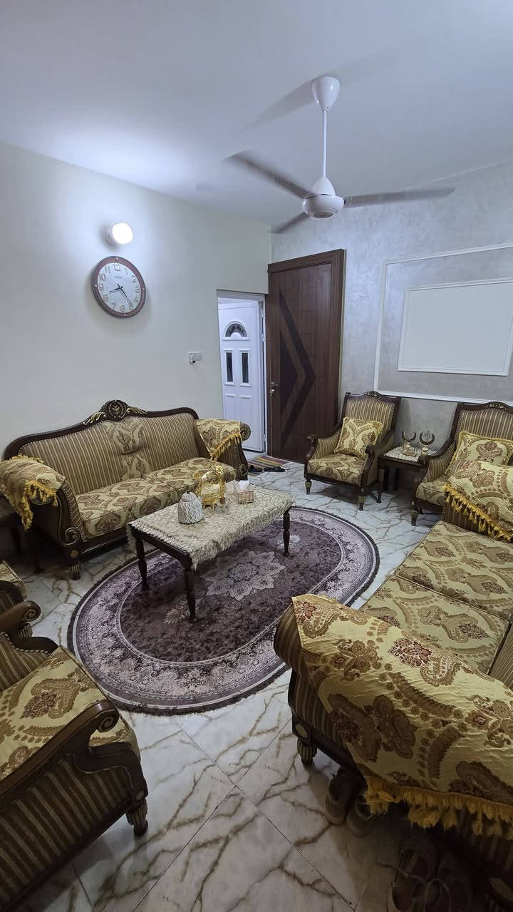 السلام عليكم تخم كامل للبيع كلش نظيف مكاني بغداد السيدية للاستفسار ع التفاصيل واتساب ***********
