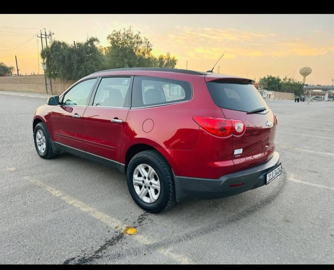 السلام عليكم شوفر ليت ترافس موديل 2012 وارد امريكي حادث  LTسرقة بنيد أو بيه صبغ جاملغ مع باب صفحة السكن مصفره غرامات مكان السياره بغداد 
السعر 95$
***********
