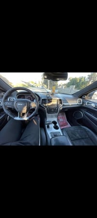 جراند شيروكي SRT • ٢٠١٥ • رقم دهوك