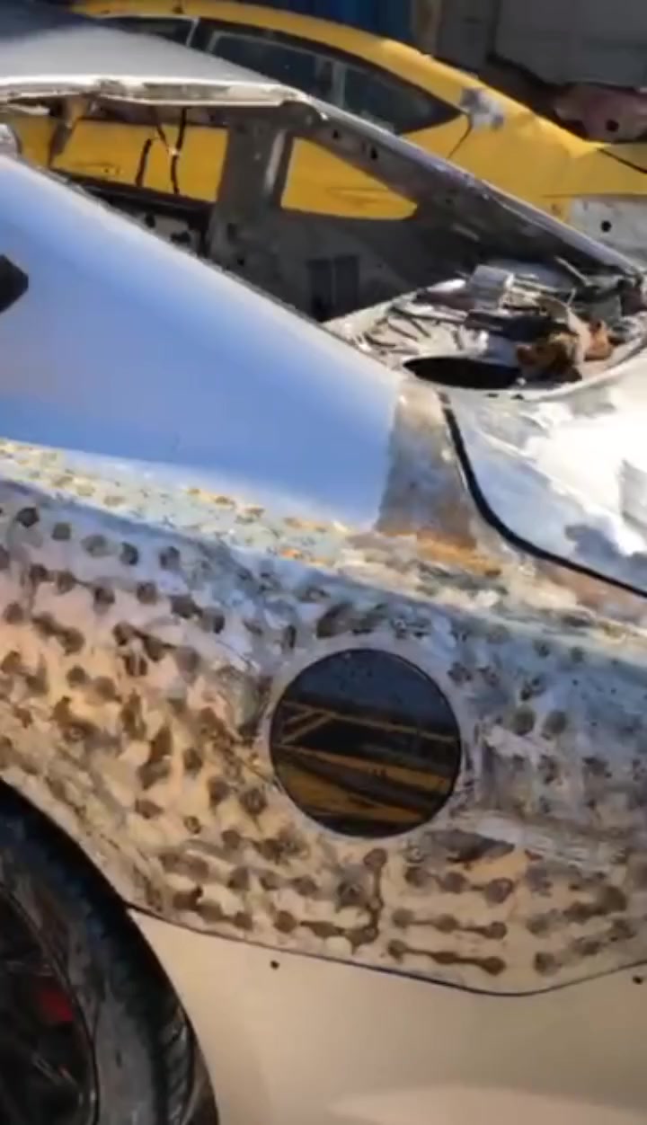 بفضل الله، نقدم لكم خدمات سمكرة من الدرجة الأولى، دقة في العمل وإتقان في التفاصيل لجميع أنواع السيارات (القديم والحديث). 

✅ ليش تختارنا؟
شغل نظيف ومكفول يعيد السيارة لحالتها الأصلية.

خبرة في التعامل مع كافة الصدمات والأضرار.

أسعار مناسبة جداً وترضي الجميع إن شاء الله.

🇺🇸 عروض خاصة لمستوردي السيارات (الوارد الأمريكي):

مستعدون لاستلام وتعمير وجبات السيارات الواردة وتجهيزها بأعلى المستويات.

📍 موقعنا:
بغداد – صليخ.
📌 للوصول إلينا بسهولة،  
https://maps.app.goo.gl/7zpqK5E3y46b1daS9 " 

📞 للحجز والاستفسار (واتساب / اتصال):
الأسطى هادي السمكري: ***********
