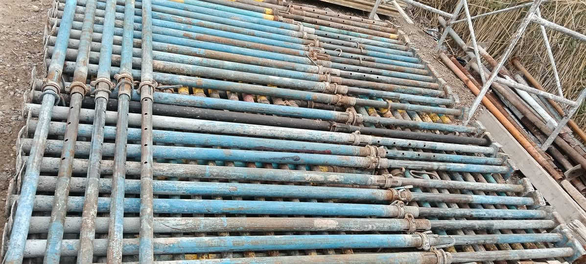 جكات  للبيع حاظن العدد 80 جك بغداد الحسينيه ***********
