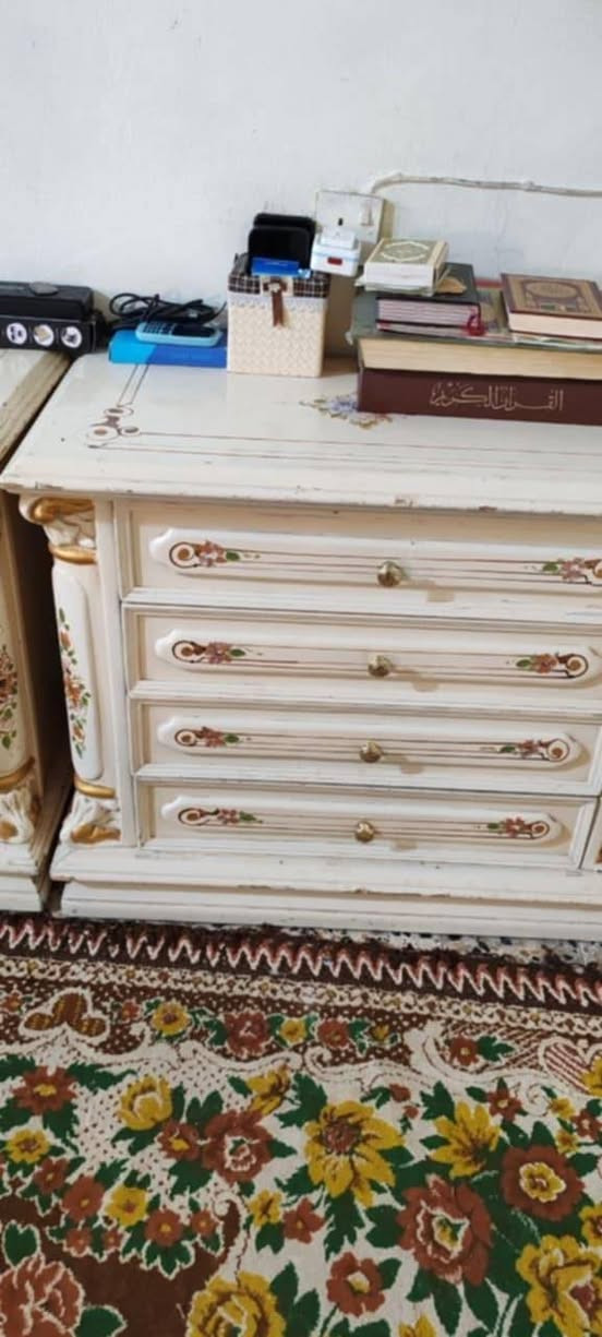 #بيع #مستعجل
غرفة نوم خشب عراقي ثقيل سعر 550 وبيها مجال


**إذا كنت صاحب هذا الإعلان وتريد حذفه لأي سبب، رجاءا أرسل رسالة إلى الدعم الفني**