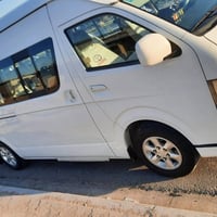 تويوتا هايس • ٢٠٢٣ • ٤٤ الف