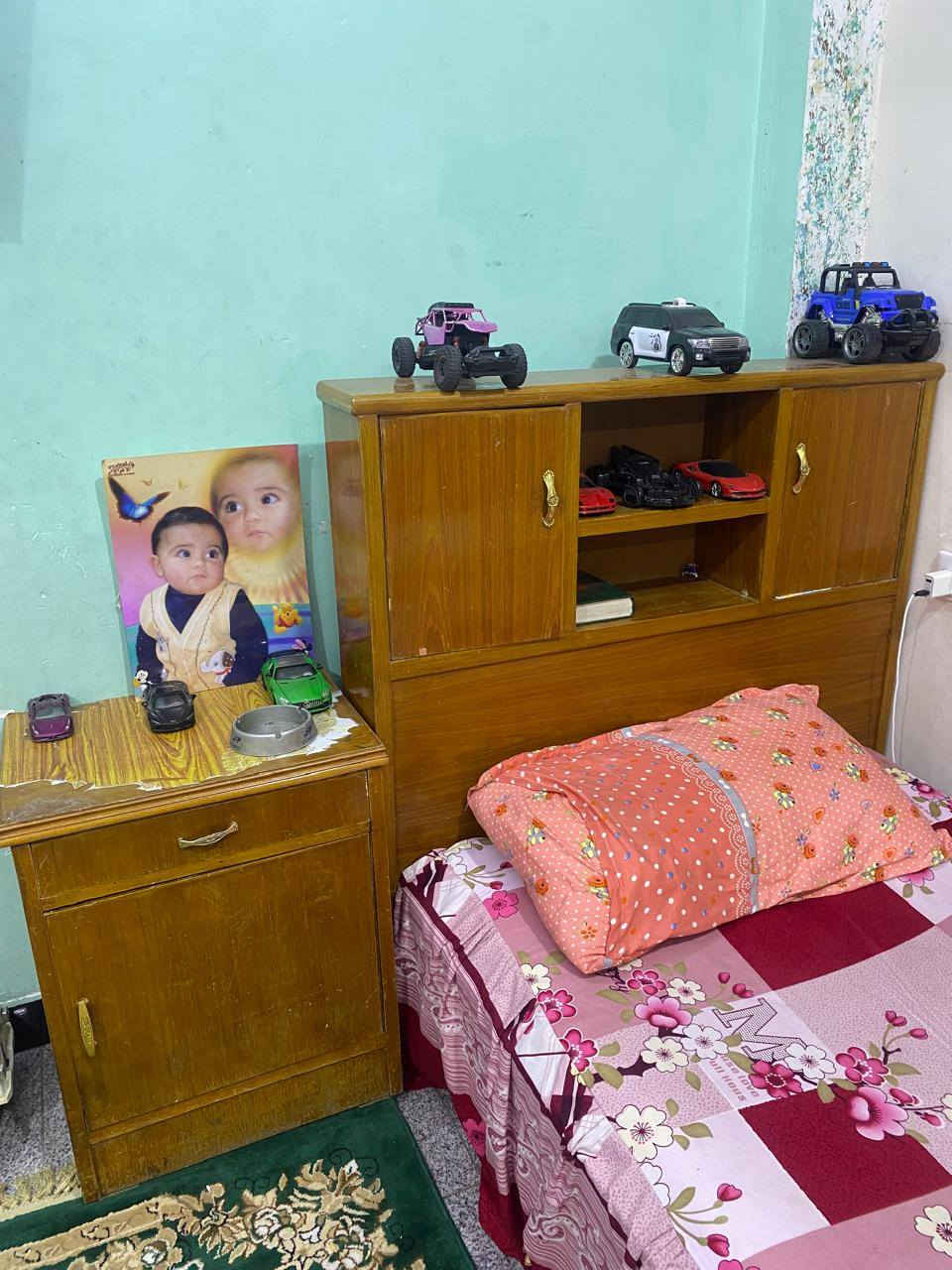 السلام عليكم...للبيع غرفة نوم نفر تتكون من جرباية وكومدي وكنتور السعر ٢٥٠ الف مكاني حي الجهاد
للاستفسار الاتصال على الماسنجر او على الرقم ***********
