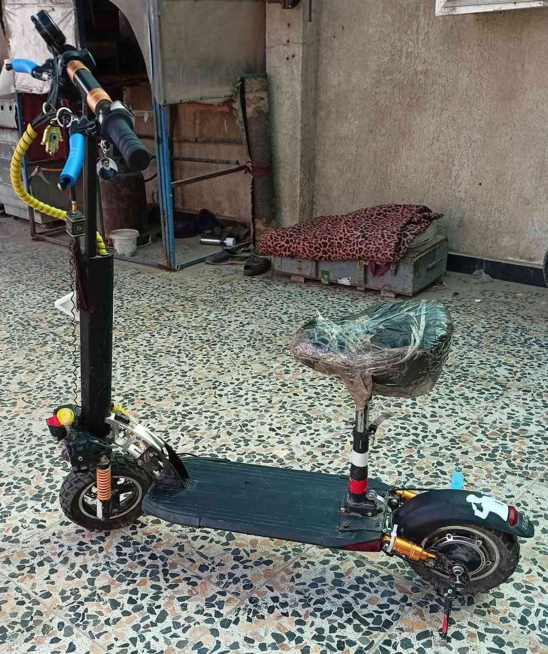 سكوتر نضيف  السعر ٢٠٠ وبي مجال بسيك عمارة, ميسان


**إذا كنت صاحب هذا الإعلان وتريد حذفه لأي سبب، رجاءا أرسل رسالة إلى الدعم الفني**