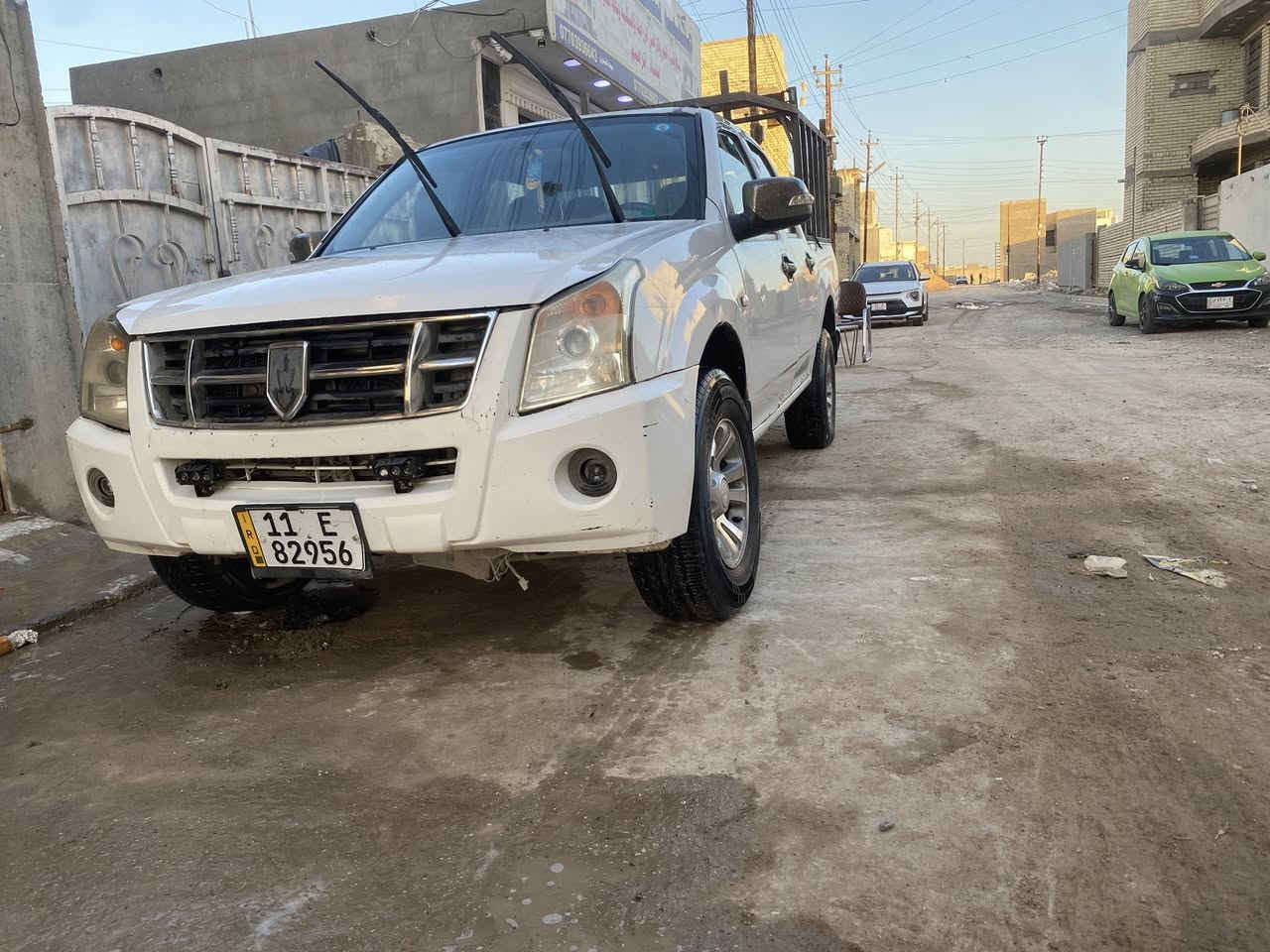 سلام عليكم بيكم جنبي موديل 2013 مكفوله من ضربه وصبغ وتبديل  السياره بسمي تحويلي

ثاني يوم السعر 60 وبيهه مجال رقم الهاتف ***********
