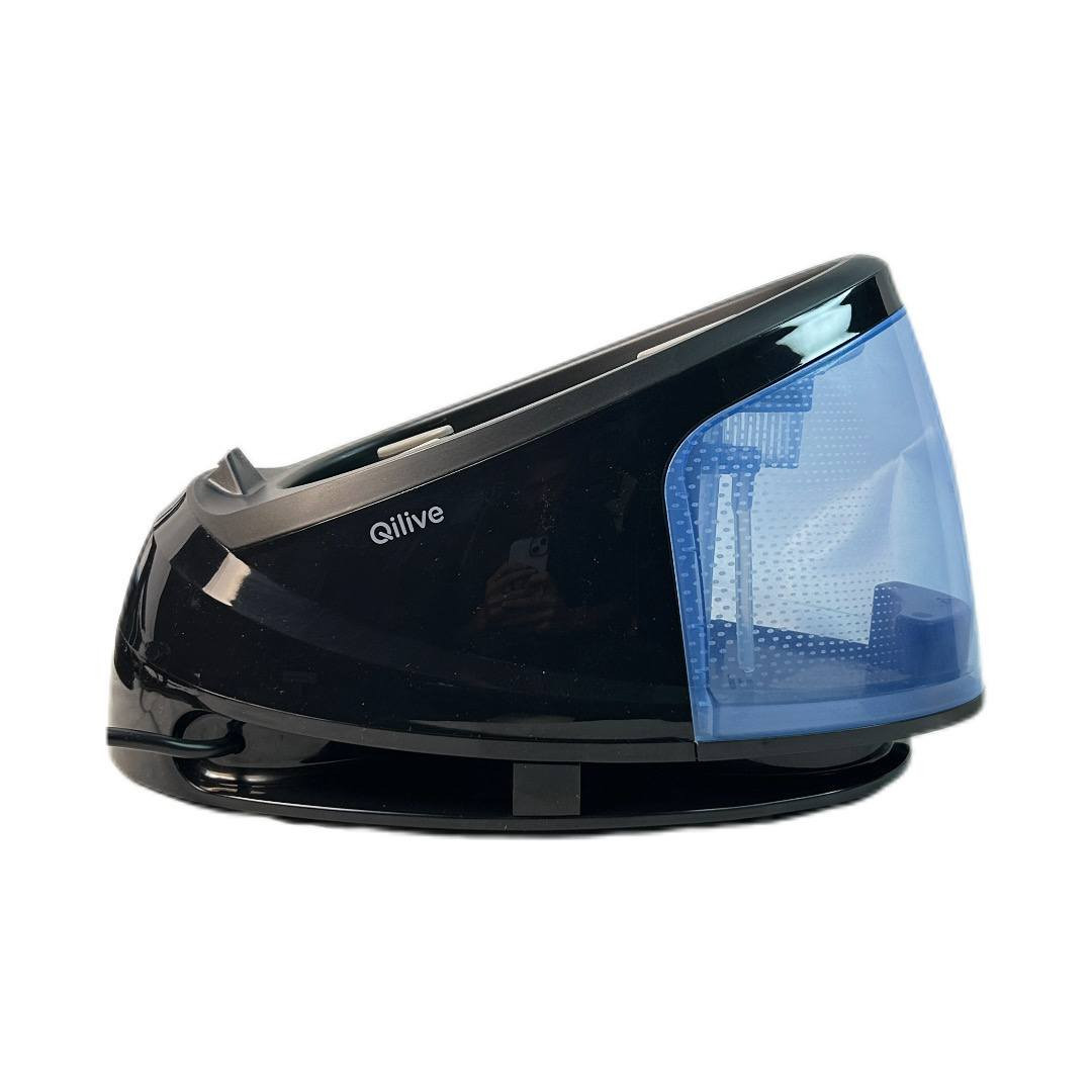 السلام عليكم ورحمة الله وبركاته 

احصل على نتائج كي احترافية بكل سهولة مع مكواة البخار القوية المصممة لتمنحك أداءً استثنائياً ولمسة نهائية مثالية لكل قطعة ملابس 👕✨
سواء كانت ملابسك خفيفة أو أقمشة ثقيلة، هذه المكواة هي الحل الأمثل لإزالة أصعب التجاعيد بسرعة وكفاءة، لتبدو ملابسك دائماً بأفضل مظهر.
💨 قوة بخار مذهلة لأداء أسرع
بقدرة تتراوح بين 2400 – 2800 واط وضغط بخار يصل إلى 6 بار، توفر لك قوة اندفاع مثالية تخترق الأقمشة بعمق.
إنتاج بخار يصل إلى 100 غرام/دقيقة مع وظيفة تعزيز البخار يمنحك نتائج فورية حتى مع أقسى التجاعيد.
👗 بخار عمودي لراحة أكبر
ميزة الكي العمودي تتيح لك استخدام البخار بسهولة على:
الستائر
الملابس المعلقة
المفروشات الخفيفة
من دون الحاجة إلى طاولة كي.
🧼 تنظيف ذاتي وصيانة سهلة
بفضل وظيفة التنظيف الذاتي، تحافظ المكواة على أدائها العالي لفترة طويلة.
كما أن خزان الماء القابل للإزالة بسعة 1.2 لتر يجعل إعادة التعبئة والتنظيف أكثر سهولة وراحة.
🪶 انزلاق ناعم على جميع الأقمشة
قاعدة سيراميكية مقاومة للالتصاق تضمن:
انزلاقاً سلساً
توزيعاً متساوياً للحرارة
حماية أفضل للأقمشة
🔌 تصميم عملي ومريح
طول السلك: 1.65 متر مع مساحة مدمجة لتخزينه
الأبعاد:
الطول: 37 سم
العرض: 20 سم
الارتفاع: 27 سم
تصميم مدمج يناسب أي مساحة ويوفر سهولة في الاستخدام والتخزين.
✨ إذا كنت تبحث عن أداء قوي، نتائج سريعة، وسهولة في الاستخدام تدوم طويلاً — فهذه المكواة هي خيارك المثالي.
اجعل عملية الكي أسرع، أسهل، وأكثر احترافية من اليوم!
عرض محدود💫 
سعر المكواة // 64,000 الف د.ع
للطلب والاستفسار/ مراسلة واتساب ***********
