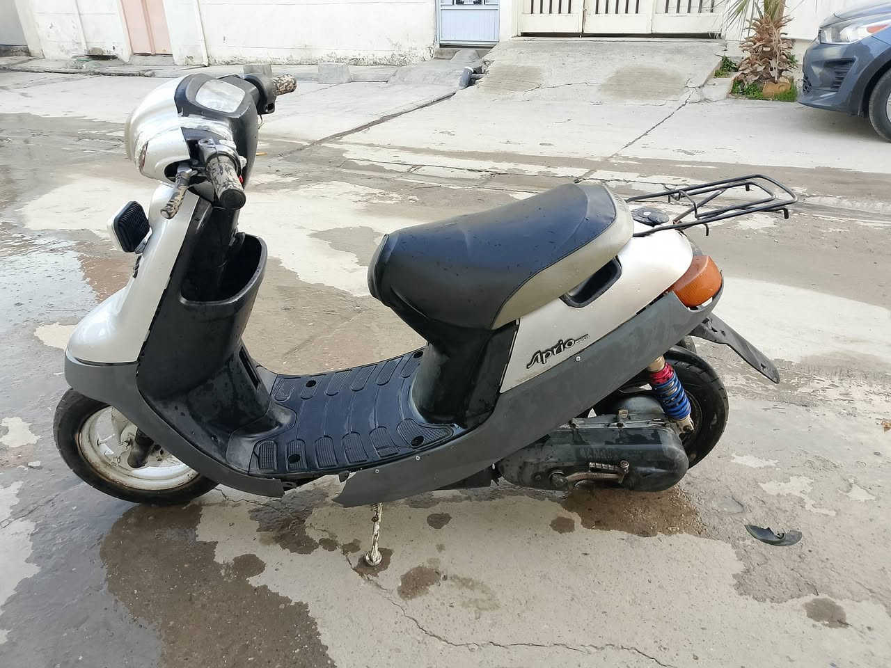 السلام عليكم ماطور بوتين للبيع مبدل بستم يعوزو سلف و اشاير السعر225 وبيه مجال الاتصال على الرقم***********
