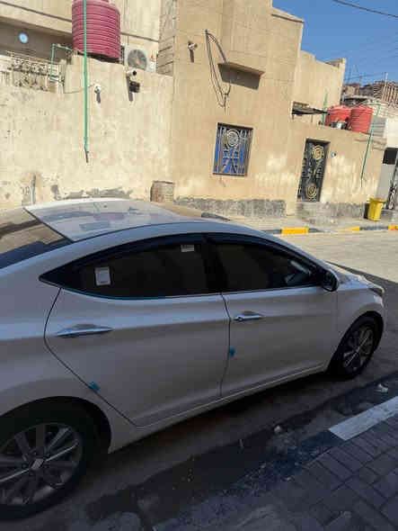 السلام عليكم ، ألنترا 2016 خليجي الرقم الدولي الجديد بإسمي ، السيارة كلش نظيفة ومال جناي ، فول ما عدى البصمة ، محرك گير حدادية جديدة قبل يومين سويتها كاملة ، تخم تاير جديد كلة حتى الاسبير جديد محرك 1800 مكفول من الفتح  ماشية 180 ألف  ، مواصفات - فتحة ، مري شفط ، شاشة ، كاميرا دوارة ، حساسات خلفية ، لد نهاري ، لايتات زينون ، ترايش نيكل ، تحكم ستيرن ، تبريد خلفي ، ثلاجة بالچكمچة .
بيها ربع الباب صبغ بسبب حادث كلش بسيط ما اجا ع بارد موجودة صورة الحادث ويا الصور 

*بيع أو مراوس بسيارة أحدث*
رقمي - *********** واتساب واتصال Singapore
