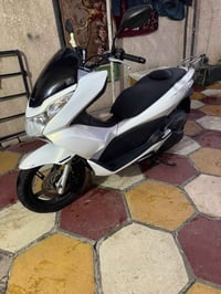 pcx جيل اول موديل 2016 مكفوله كفاله عامه حته من شخط صالهه شهرين من ناز...