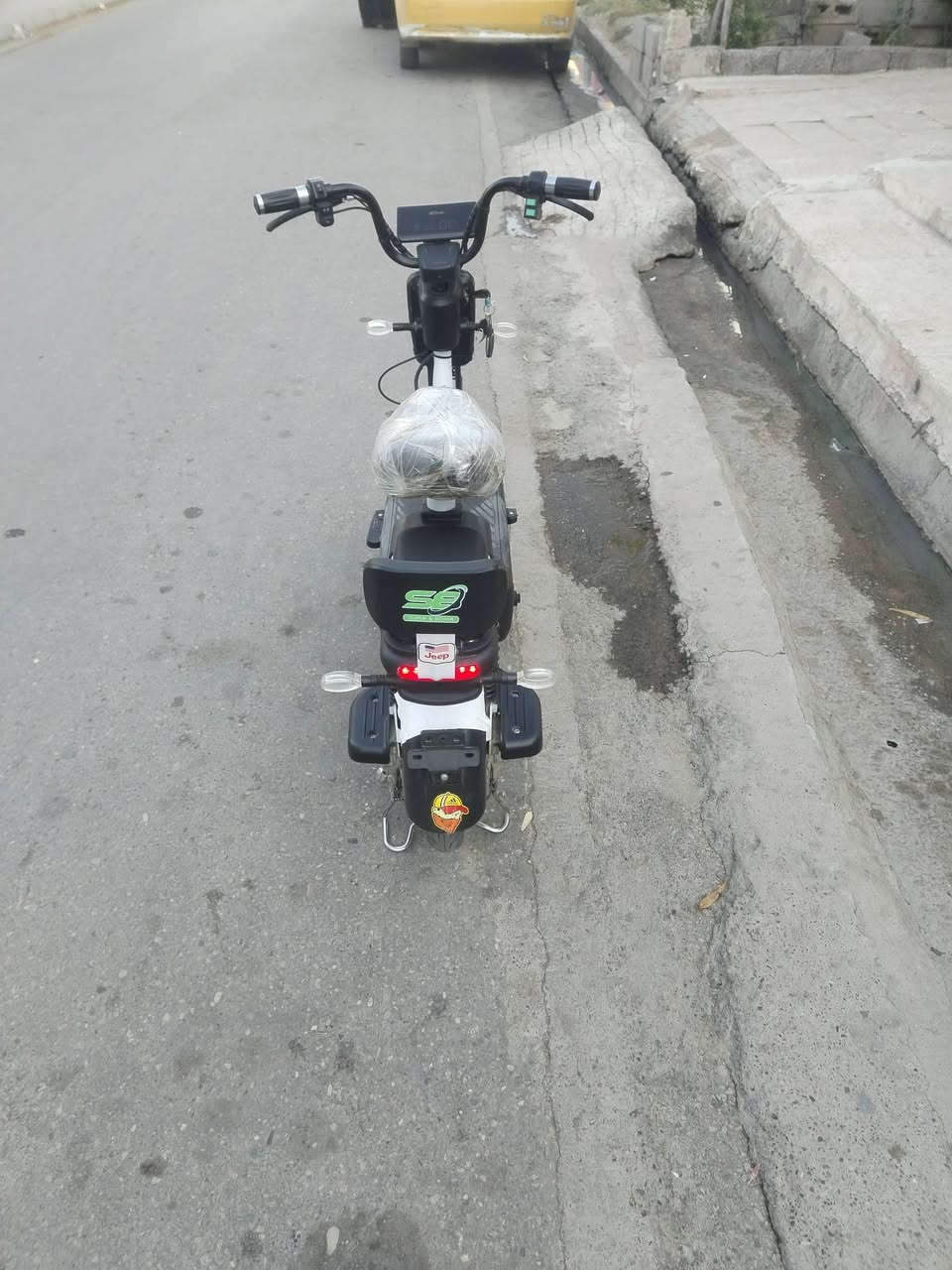 ماطور شحن حجم 14
بطاريات شرط الفحص مل شركه 
الماطور كلوو وضع شركه السعر مناسب يجيني خاص 💙🖤


**إذا كنت صاحب هذا الإعلان وتريد حذفه لأي سبب، رجاءا أرسل رسالة إلى الدعم الفني**