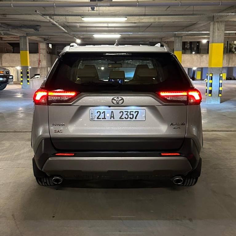 تۆیۆتا ڕاڤ4 2020 سفری شەریکەی  ساز 
90 هەزار ڕۆشتووە 
خۆم بە سفری ڕامکێشاوە یەك دەستە
مەکینەی 2.5 دەبڵ ئەکسل 
قەپات مواسەفات 
پانۆراما 
کوشن سارد 
شاشە دیجیتاڵ 
دەعامی بۆ دەعامی بەشەرت 
هیچ مەسرەفێکی تێدانیە 
لەسەر دەقی شەریکە ماوەتەوە 
کامل سێرڤسی بۆ کراوە لە شەریکە 

سـعـر : لە کۆمێنت داوابکە ڕاستەوخۆ بۆت دێت 📥 

گێر و مەکیەنەی بەشەرت 
هیچ کێشەیەکی تێدا نییە 

ژمارەی خاوەنەکەی 
***********
