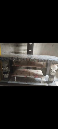 طاولة بلازما • ميز