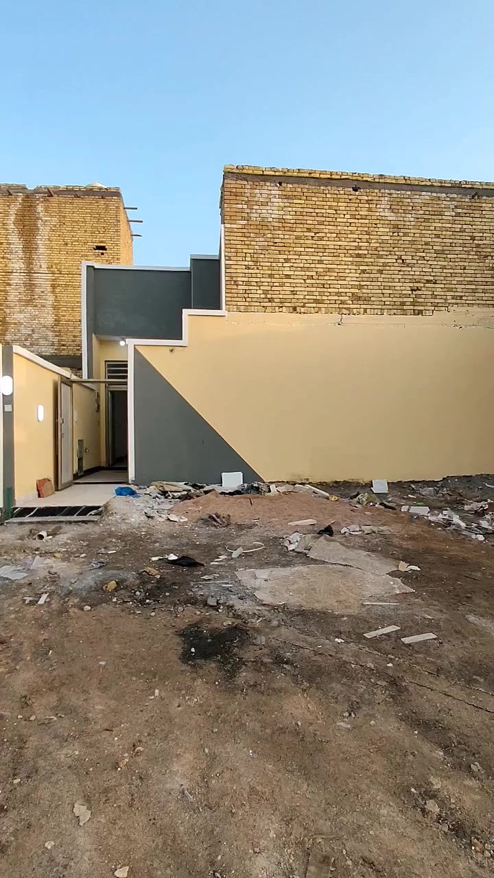 بيت 100 متر خلفي طابو صرف بالاسكان الصناعي
النزله الأولى بداية حي الاسره مقابيل حي المهندسين
البناء حديث / استقبال وصاله وغرفه ومطبخ وصحيات داخليه وخارجيه ومنور
السعر والتفاصيل اتصل ***********
