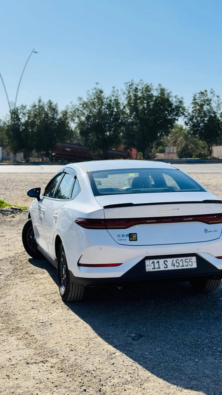 بي واي دي
الفئه الجن بلاس 
الموديل 2025
كفاله عامه 
ماشيه 6000الف 
الرقم بغداد 
***********
