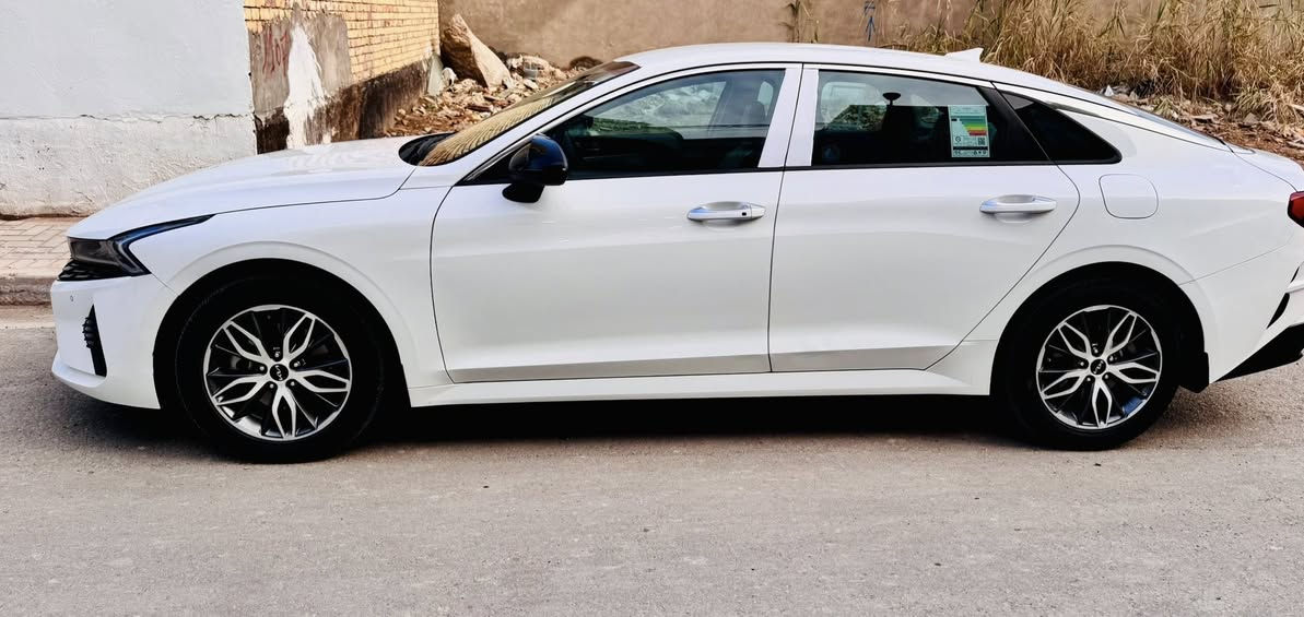 K5_2022
كي فايف موديل ٢٠٢٢ خليجي فول موصفات ماعدى البانوراما  
رقم أربيل تحويل او وكاله ستوه صاعده هزة  السياره مكفوله بيه بارد جدا بسيط سونار موجود ع وتساب. مكانة الديوانية سعر ١٩٧$ بيهً مجال لشراي ماشيه ١٠٢ السياره جاهزه للاستفسار ***********
