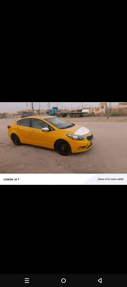 كيا سيراتو خليجي مكينه الفين بسمي رقم انكليزي السيارة فول عد البصمه السعر100   وبيه مجال قليل مكاني ناصريه  علمن السونار مو جود ومفحوصه وهاذه رقمي ***********
