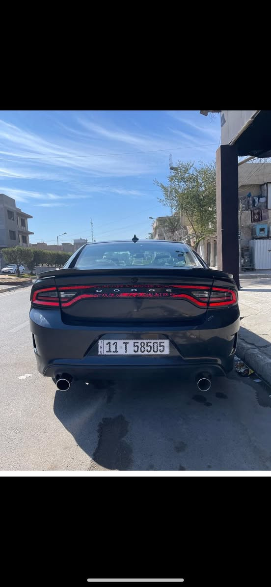 السلام عليكم جارجر ٢٠١٦ يرادله ترتيب شويه 
صدر امامي خلفي اكسل كله كامل عله آخر حبايه 
سياره ماشيه ٤١٥ الف جانت محدثه كله srt.ورجعته للبلاد 
مكينه ٣٦٠٠ 
للبيع او مراوس بأبوما ونطي فرق  
مكاني بغداد الشعب 
***********
