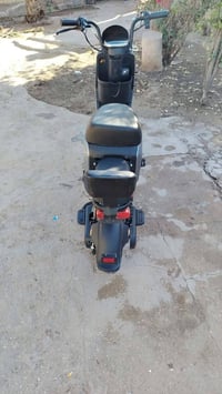 دراجه شحن خمس بطاريات تمشي 60 اسعر 500 او بيه مجال هاذه الرقمي 0789110...