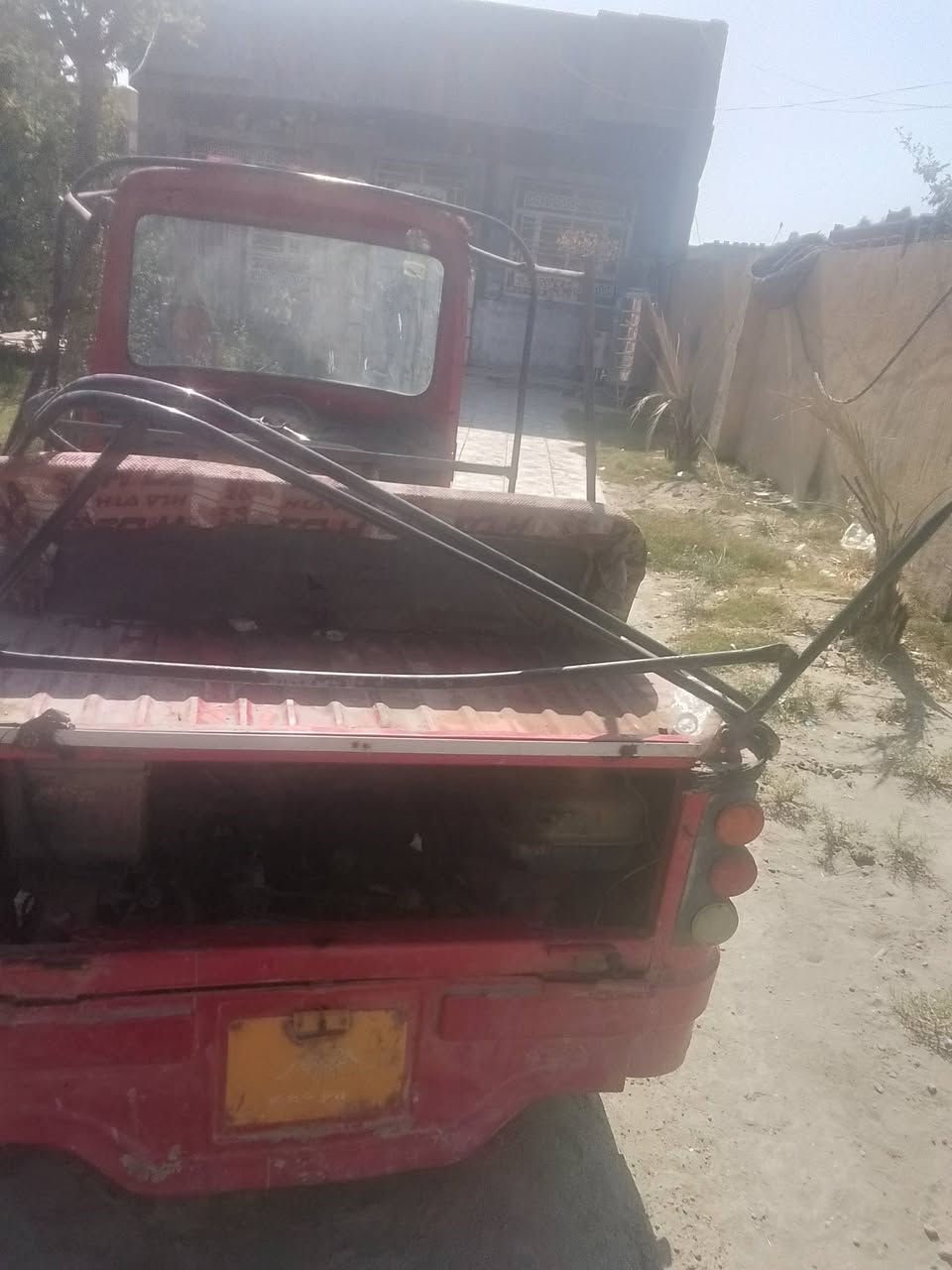 بياجو 18تشتغل ابيع كشر وراق صوالي 7 سعر 900 قفل مكان بغداد سبع قصور رقم ***********

