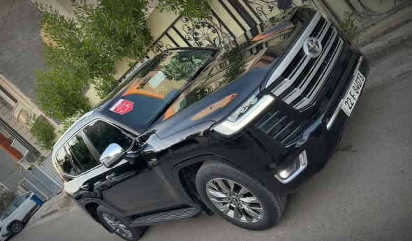 لاندكروزر vxr  موديل 2022 
فول فول مواصفات شاشة كبيرة لمس كاميرا 
حاسة رادارات كشن جلد كشن كاراباي بصمة 
 تشغيل عن بعد تحكمات ستيرن بلتوس اوكس
 كار بلي أوتو ستوب للتحذيرات تبيرد مركزي
 تحديد سرعة محرك 6 سلندر فورويل سلايد 
محرك كير واير بشرط مامفتوح 
سيارة حيل نظيفة كلشي عل بلاد جديد 
سنوية هزة كلشي جديد مدفوع لـ
باسمي السنوية بشرط تحويل وغرامـة
سيارة مابيـها دينار مصرف كامل من كل نواحي
ماشية 57 ألفبيهة بارد خفيف موضح بل صور 
رقم صاحب سيارة ***********
مكانهة بغداد
