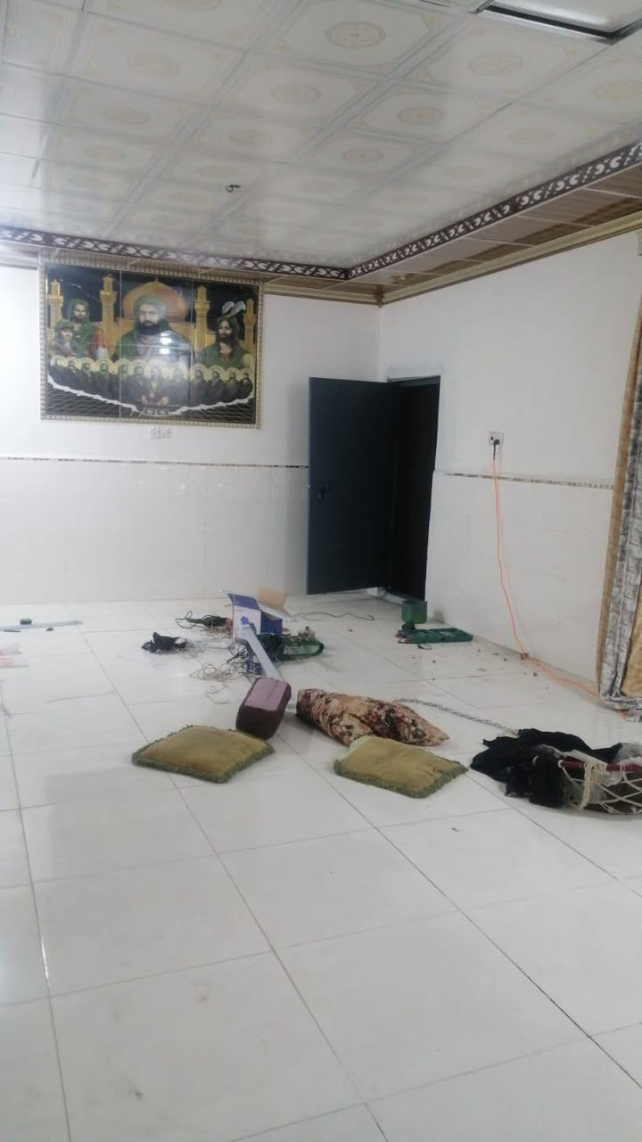 بيت في ابو الخصيب طريق الوسطي على شارع تبليط موقع جدا حلو وراقي بيت بناء جديد سكف سندويج مساحه 90 متر طابو زراعي باسم عراقي يرادله ترتيبات بسيطه صبغ وارضيه سعر 27 مليون للاستفسار ***********
