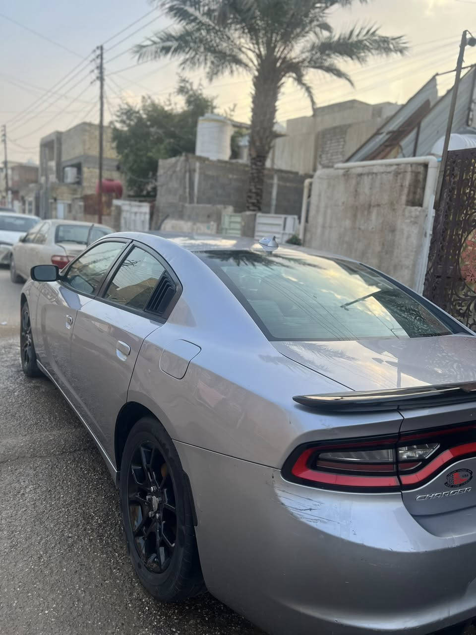 السلام عليكم جارجر موديل 2016 //6سلندر   فور ويل ملغي السونار موجود السعر160وبيه مجال رقمه سليمانيه ب اسمي عنواني بغداد العبيدي  رقمي ***********
