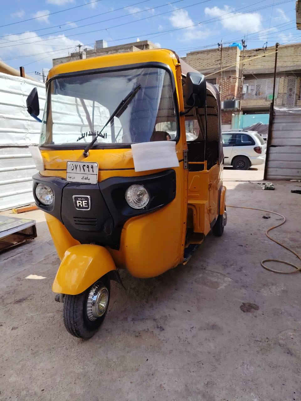 سلام عليكم ورحمة الله لبيع تك تك باجاج موديل 21 رقم وسنويه بيه ضربه بل صفحه وصبغ  رقم الجوال ***********
