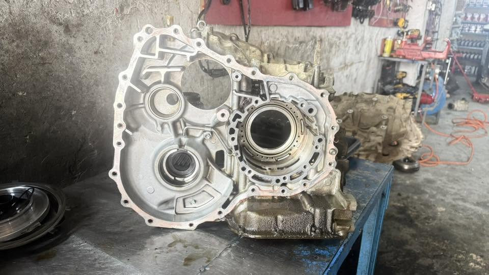 سلام عليكم أصدقاءومتابعين مركز كير اوتماتيك النعيمي⚙️

🚘 Toyota Corolla 🇨🇦2️⃣0️⃣1️⃣5️⃣

🔧 الحالة: السيارة وصلت للورشة مبوشة  ❌ بعد الفحص بالجهاز 💻تبين النتيجة خلل ميكانيكي ⚙️ تم فتح ناقل الحركة وفحص الأجزاء الداخلية تبين تلف منظومة cvt⛓️‍💥وعلى نمرة البك بوش ‼️السبب (نوع الهيدروليك عادي +ماء الرديتر عادي) 

🔄 تم استبدال (منظومة مع كلاج R) وكالة 🇯🇵ورجعت السيارة على وضعها الطبيعي، 🚘✨مع فلتر + واشر كيس + هيدروليك 🩸

 💡 أهلاً وسهلاً بجميع زبائننا الكرام، ثقتكم وسلامتكم أولويتنا دائمًا 🌹

⸻

📍 عناون ورشة مركز كير اوتماتيك النعيمي 
 •كركوك –حي الصناعه –خلف بانزين خانة –الشهيد مجاور فرع البداله .

📞 للتواصل:
***********

الموقع📍 https://maps.app.goo.glS6WCsHBtSPAAz44j6?g_st=ipc
