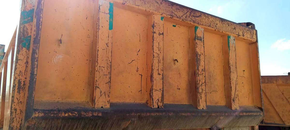 السلام عليكم للبيع قجمه موديل 81بلادي رقم بغداد العنوان بغداد للاستفسار على الرقم ***********
