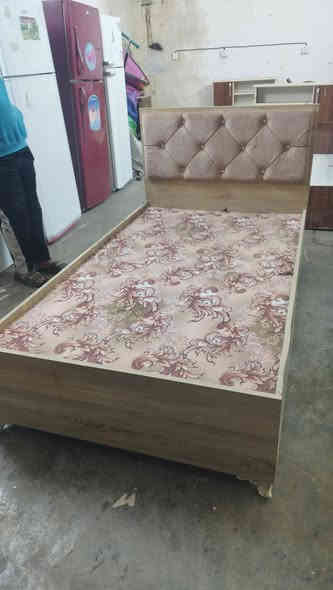 جرابي زائد دوشك للبيع للاستفسار هذا الرقم بواتساب ***********
