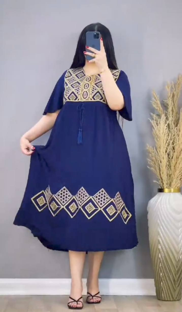 شلحه نسائي تطريز دبل كلوش   
الخامه كشمير ايطالي اصلي درجه اولئ 
القياسات 2XL. 3XL. 4XL. 5XL
يوجد توصيل جميع المحافظات


**إذا كنت صاحب هذا الإعلان وتريد حذفه لأي سبب، رجاءا أرسل رسالة إلى الدعم الفني**