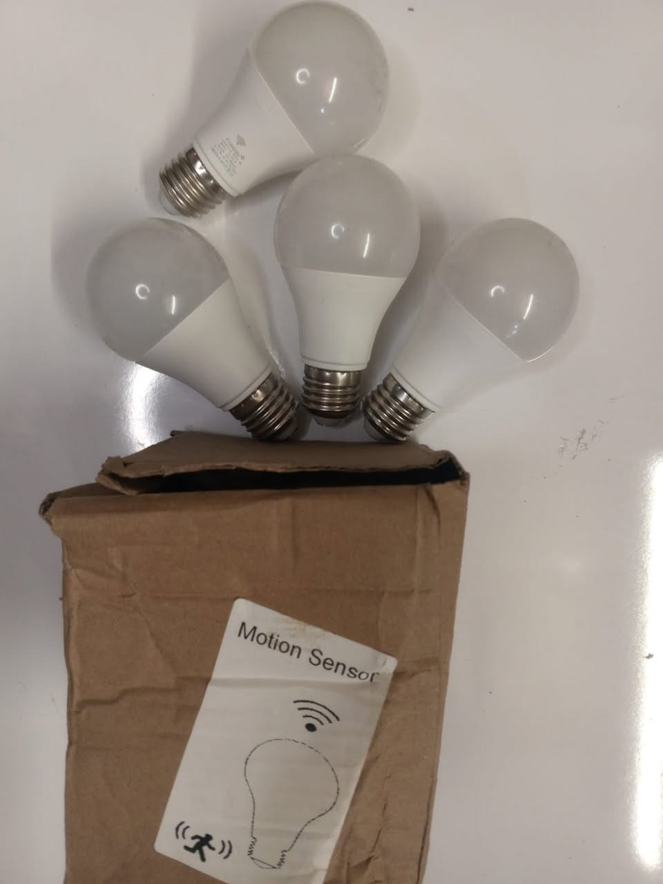 16 مصباح سعرهم 10 الف
بالة اوربي
.
#شلعة


**إذا كنت صاحب هذا الإعلان وتريد حذفه لأي سبب، رجاءا أرسل رسالة إلى الدعم الفني**