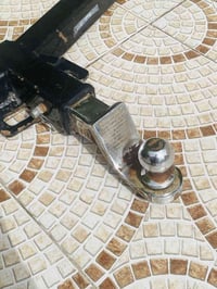 للبيع سحال  جيب بزون خلفي كامل هوه  والهوك والبراغي مالته ب100✅ رقمي  ...