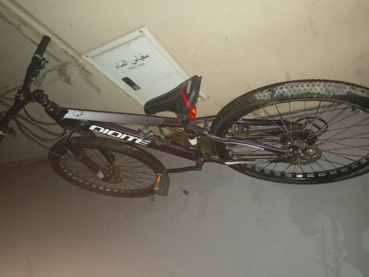 بايسكل للبيع سعره 80 الف 
حجم 26 
نظيف كلشي مابي 
الشراي يتصل 
***********
