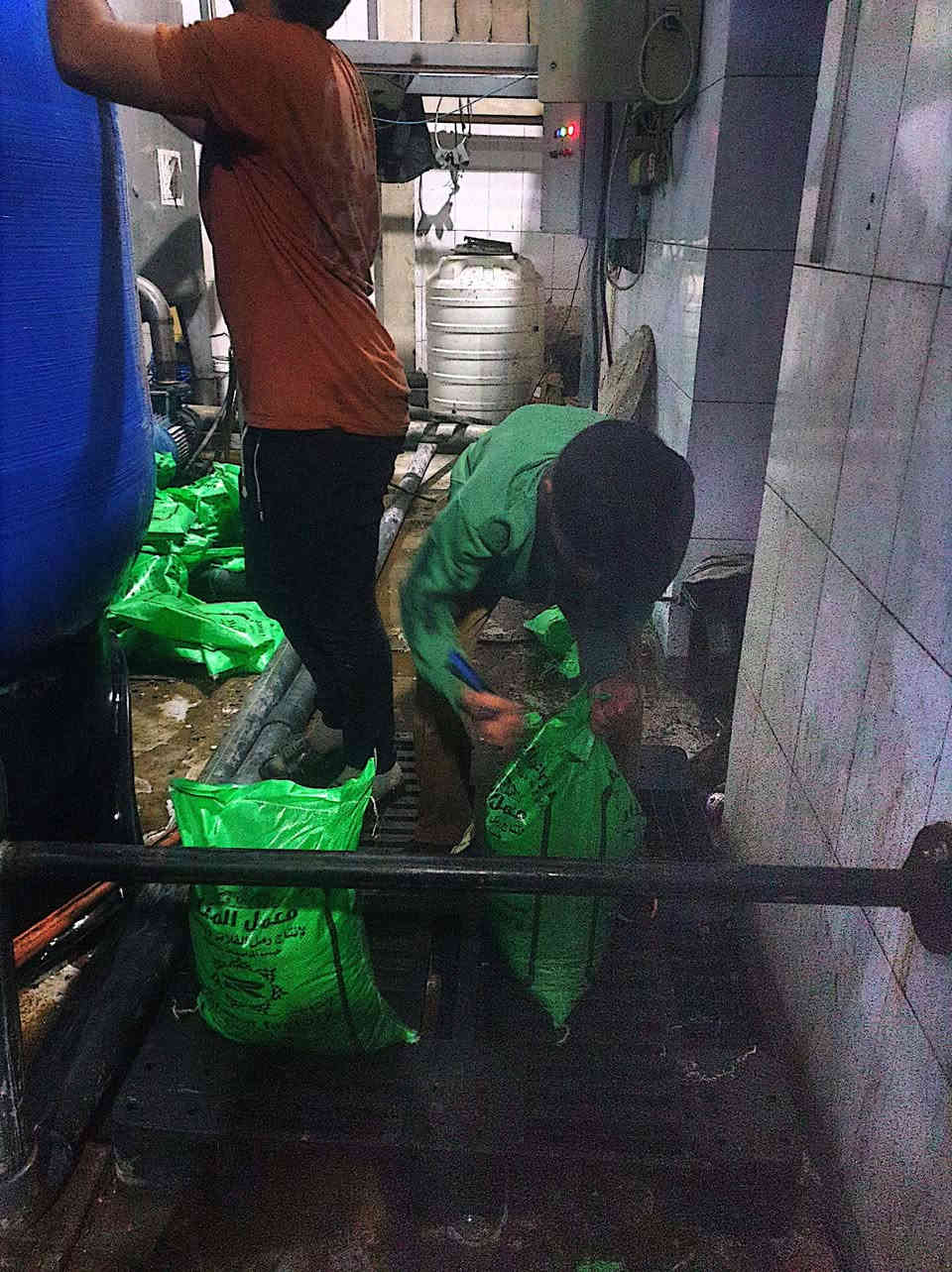 #المشرق_لمعالجة_المياه. 
#تجهيز محطات تحلية المياه. 
#صيانة المحطات بكادر هندسي متخصص.
#قطع غيار وادوات احتياطية للمحطات.
***********.
