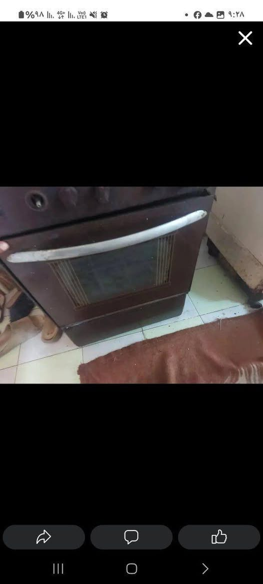 بتوجاز.  4 شعله.  وشويه.     شغال. انبوبه. وغاز.   شغال تمام.   بس يحتاج.  تنظيف العيون.  النار ضعيفه شويه.


**إذا كنت صاحب هذا الإعلان وتريد حذفه لأي سبب، رجاءا أرسل رسالة إلى الدعم الفني**