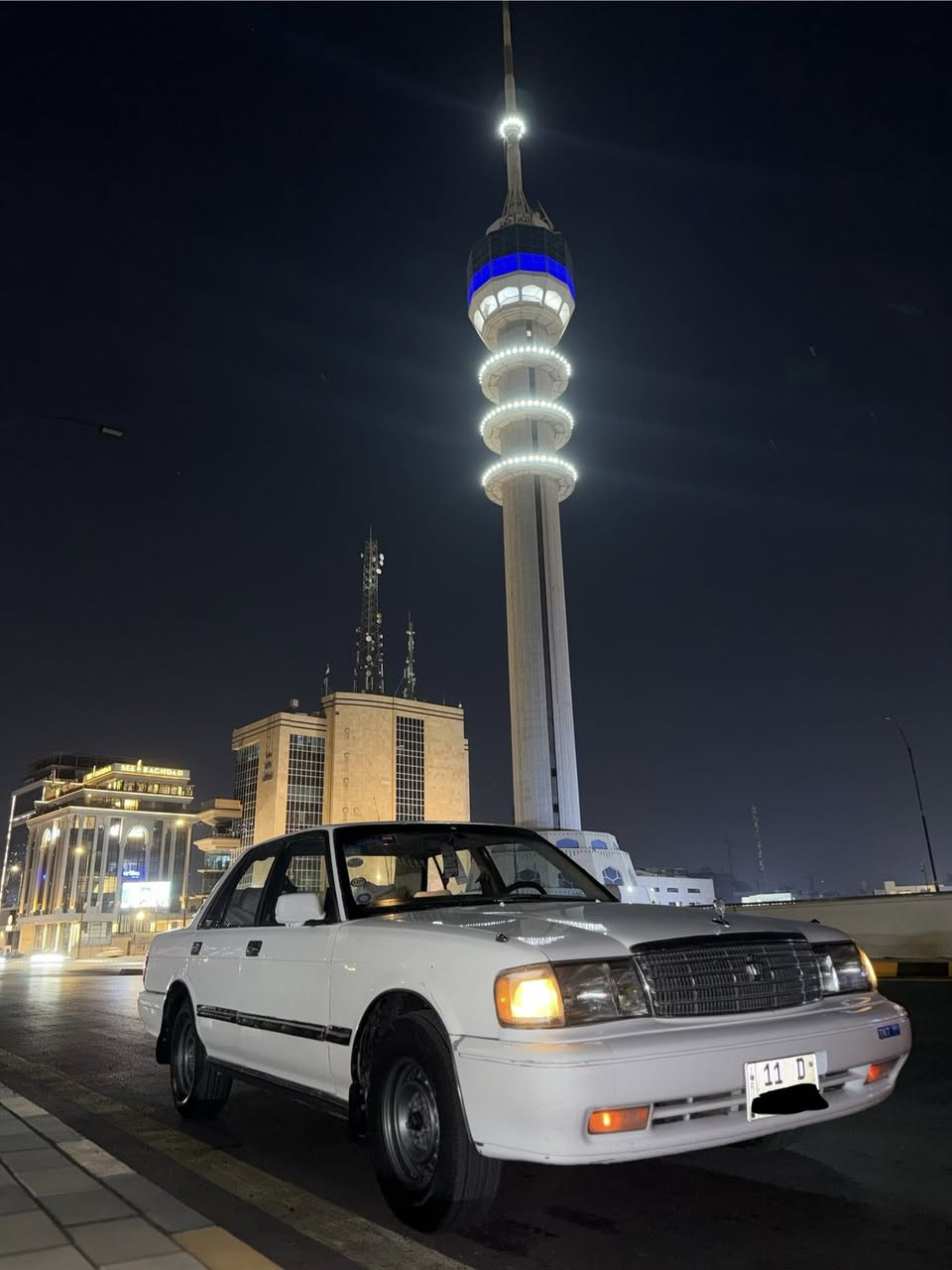 سوبر سيدان محدثه بجم ارنب يسره بلاد  للبيع مديل 90 رقم بغداد سياره نضيفه كهربائيات كامله كير محرك vvt2500محدثه بجم ارنب للبيع
للتواصل هذا رقمي ***********
سعره 65
مكاني بغداد
