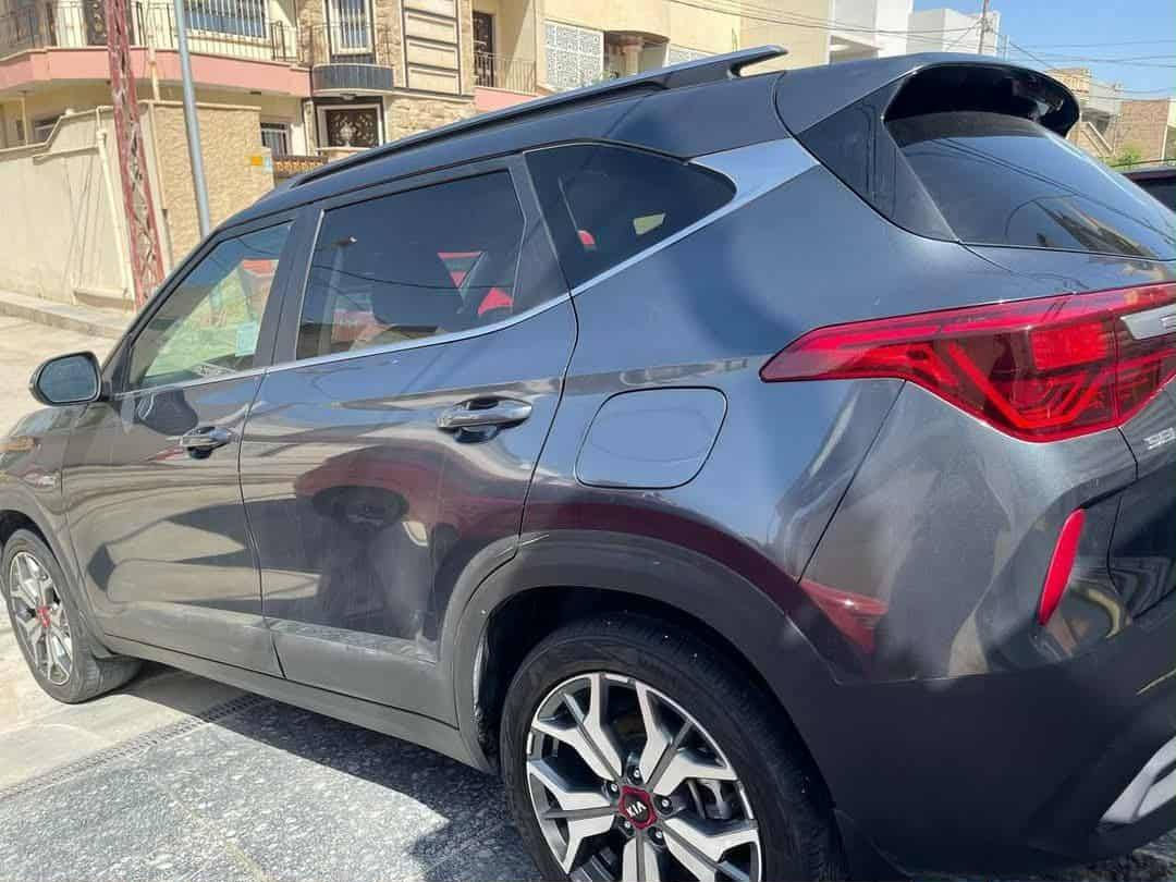 كيا سليتوس 21 وارد امريكي دفع رباعي 4×4 دشبول لون ازرق
لايت 5 عدسات
                                                          LED امامي خلفي
اشاير بالمري .مع مري كهرباء ورادار 
((مانع انحدار ومانع انزلاق ومثبت ستيرن وقياده ذاتيه))
محرك 1600 تيربو ✈️
3انظمه قياده normal.sport.mod
تدفئه كشنات 3 وضعيات
تحديد مسار ذكي
رادات أمامية خلفية جانبية وتوقف طوارء
شاشة كبيرة 
تحكمات مقود وتطعيم كامل للسياره بيانو بلاك ابواب كشنات تطعيم جلد بلاد
مكان حله شارع 40
مرقمه بابل باسمي
السعر 140 مجال بسيط 
***********
