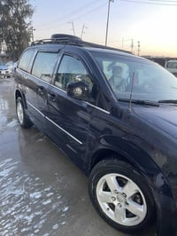 دوج كرفان • ٢٠١٠ • غاز ٨٠ لتر