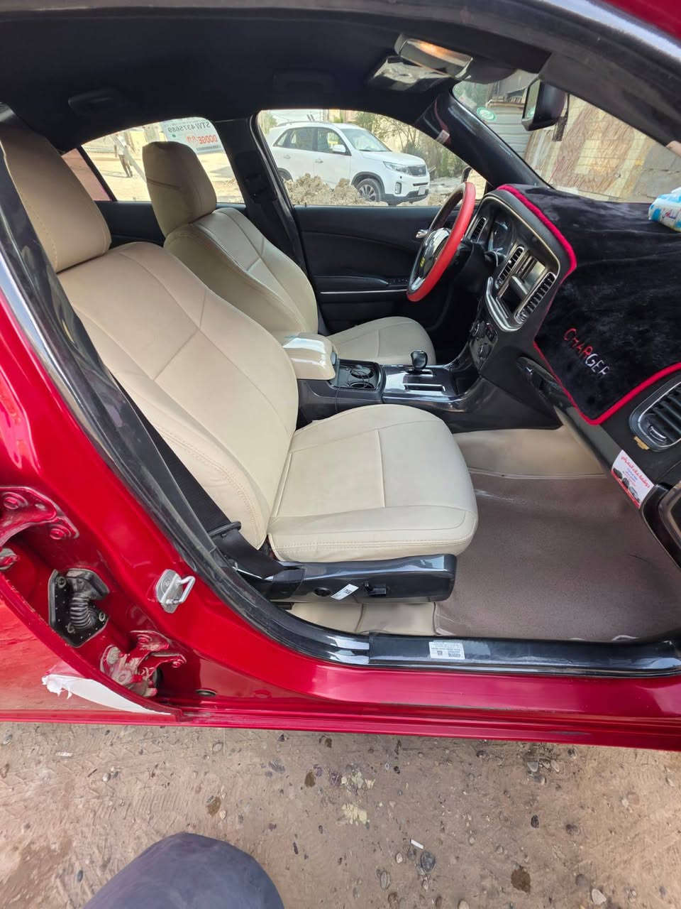 السلام عليكم جارجر موديل ١٤ كير مكينه جديد سيارة جاهزه السعر ١٥٠
***********٢
