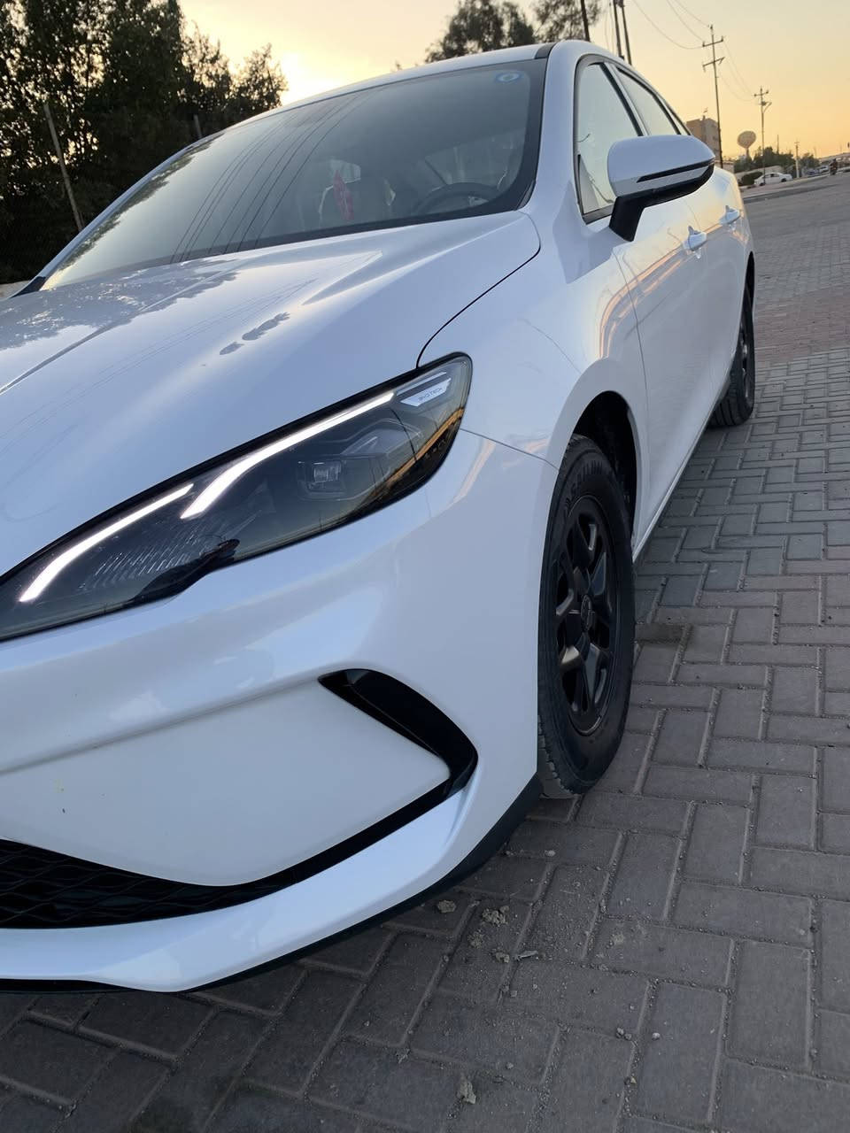 السلام عليكم اخوتي 
ماشيه ١٥
كفاله من كلشي لا شخط لا زلغ 
١٧٨٥٠ قفل
***********
