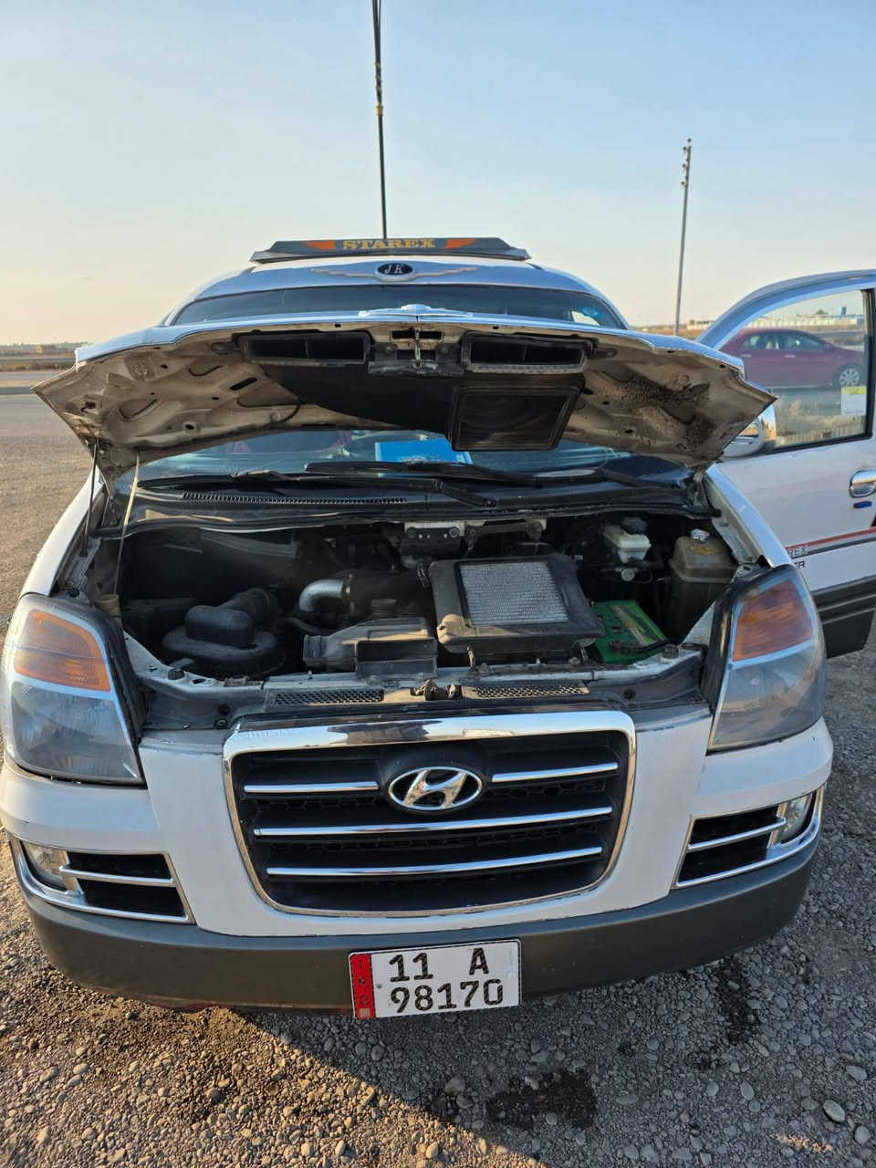 السلام عليكم ستاركس 2007للبيع مكينه كير مكفولات مصفره هيئه وضربه رقم انكليزي بأسمي مكان السياره ديالى الشراي يتصل عله الرقم ***********والرقم الثاني ***********
