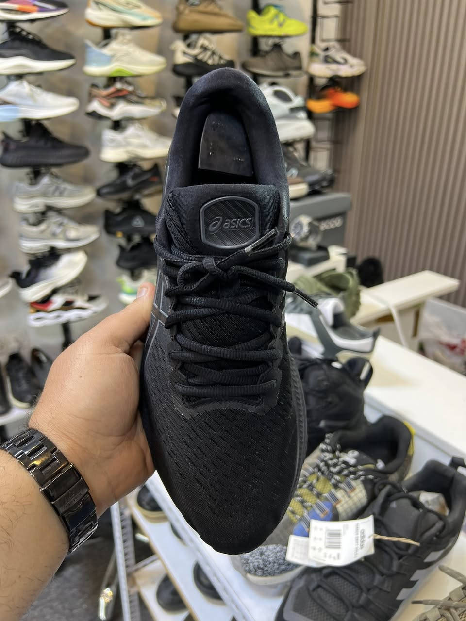 ماركه اسكس جل كيانو27 باله اصلي طبي خفيف جدا مريح

………… قياس45………. طول القدم29

…………. السعر60 الف


**إذا كنت صاحب هذا الإعلان وتريد حذفه لأي سبب، رجاءا أرسل رسالة إلى الدعم الفني**