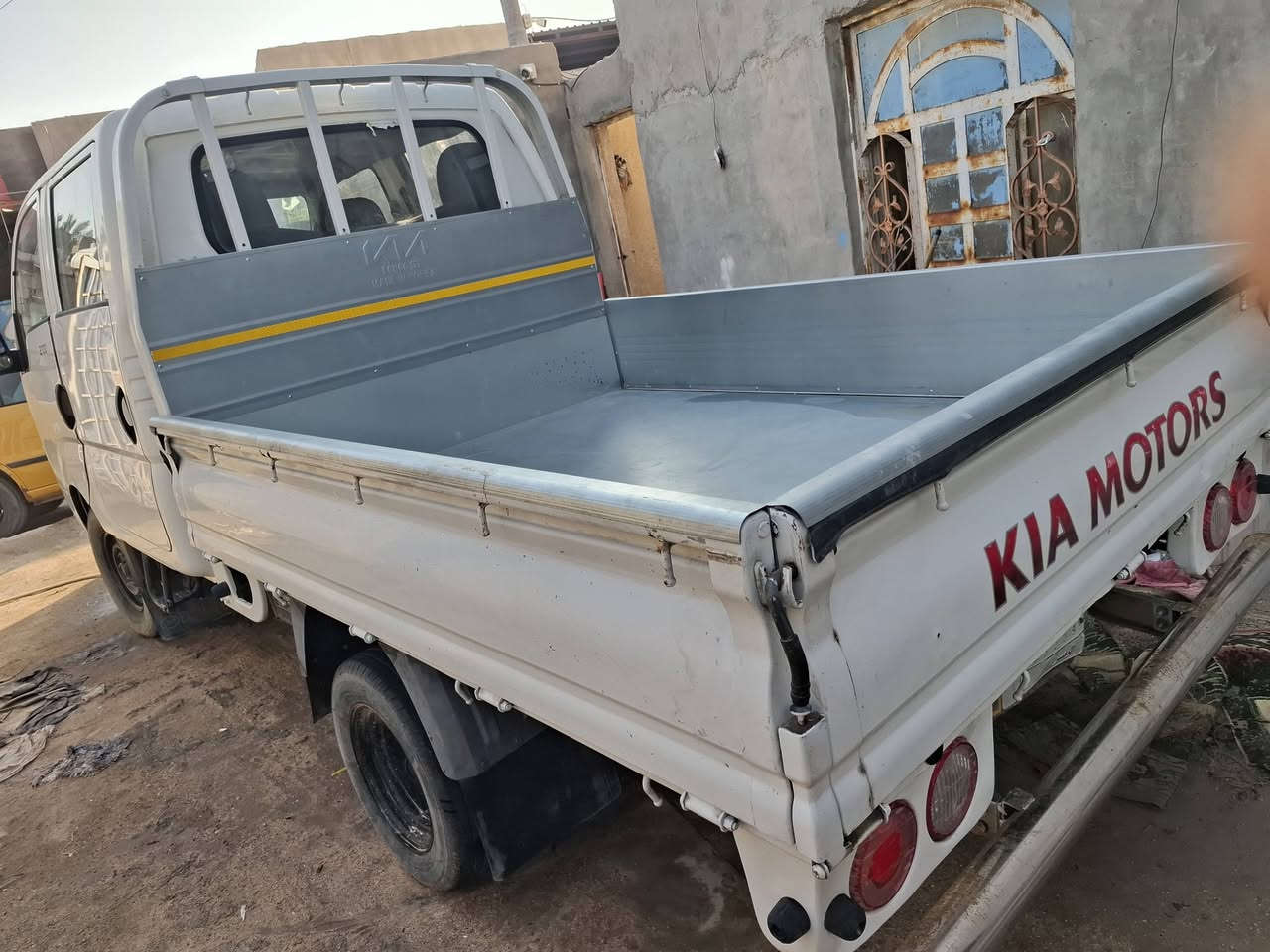 كيه دبل قماره ٢٧٠٠موديل ٢٠١٦ماشيه ١٧٠بيها مكانات صبغ محرك لاتنقيص ولاتبخير شاصي رقم شاصي حداديه زيرو توه مسويها تخم تايرات كهربائيات كلها منضومه زنون شاشه مابيها اي نقص السعر ١٢٥بيها مجال قليلالعنوان ابو الخصيب ***********
