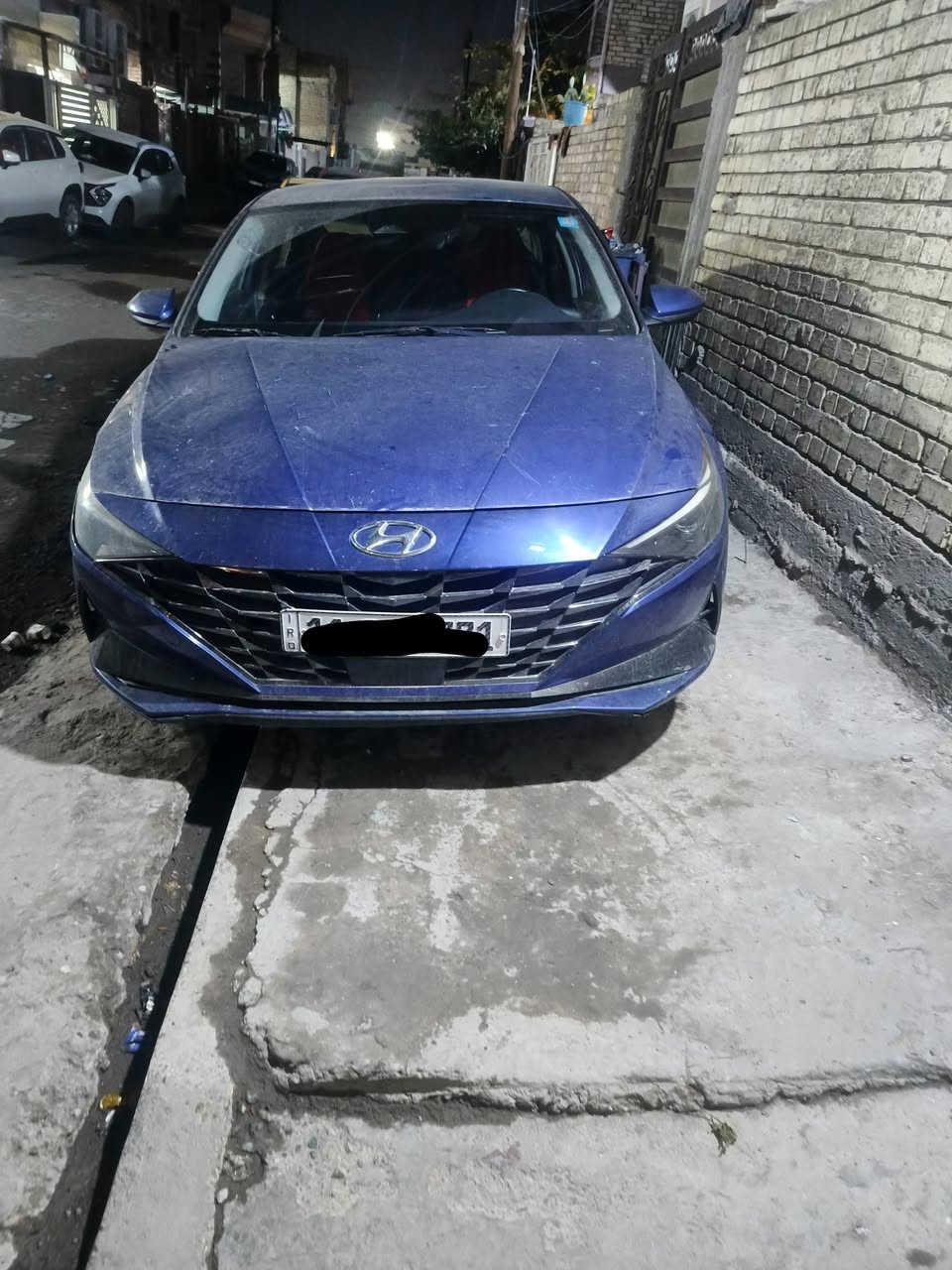 السلام عليكم ورحمة الله وبركاته
الالنتر ٢٣ ماشيه ٧٥ بيه بنيد مبدل وبيه طخه بسيطه بالجاملغ الايمن باقي الشواصي مكفول مكان بغداد
سعر ١٤٧ وبيه مجال
***********
