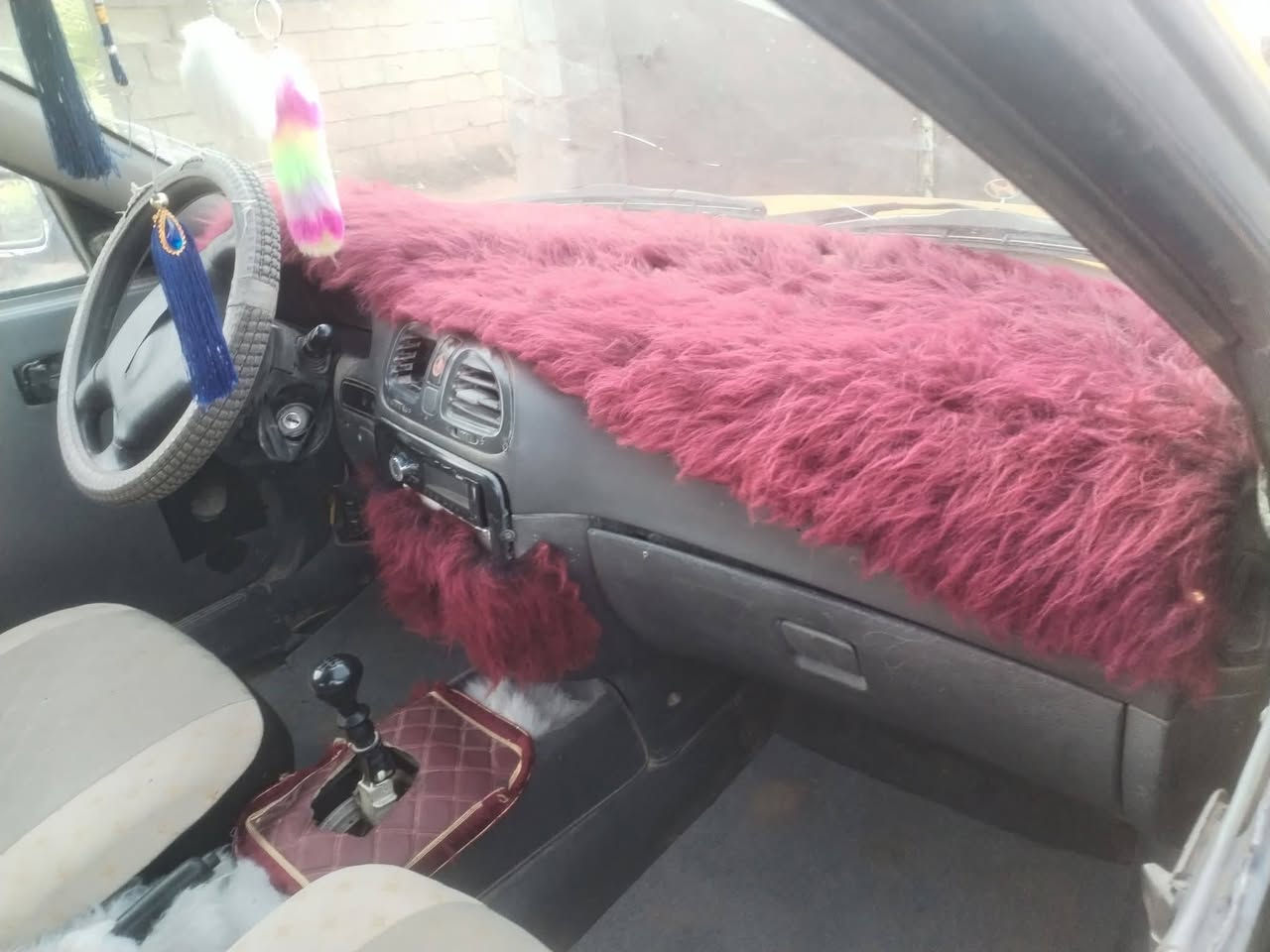 دايو دلو للبيع موديل ٩٣ اسياره سويه كارتوني تحويل او كاله اسياره نضيفه اسياره محرك مجفت جديد صدر جديد كهربائيات كله شغاله حت مسجله شغال  بس بي تايرات نص عمر عنوان اسياره اضلوعيه ناحيت النهرين اتواصل ارقم اتلفون ***********
