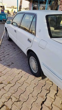 سوبر راس ثور موديل  1998 ايسر بلادي سعودي  السياره جاهزه من اخر حبايه ...